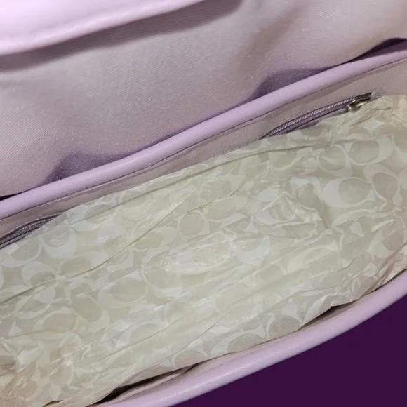 #56 - Coach Limited Edition Rare Lilac Soho Baguette With Dust Bag - Picture 14 of 16